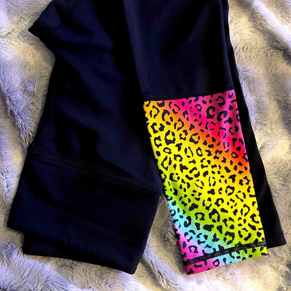 ZYIA Rainbow Leopard Light n Tight leggings
